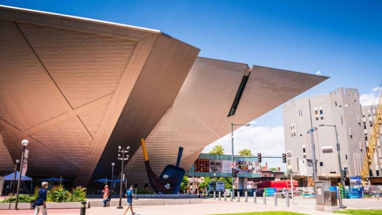 معارض فنية تستحق الزيارة في 2025