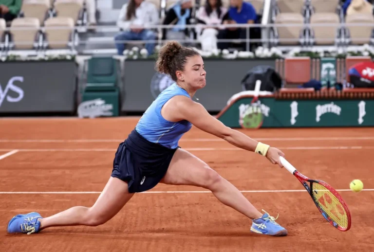 باوليني وتشينوين إلى الدور الثالث