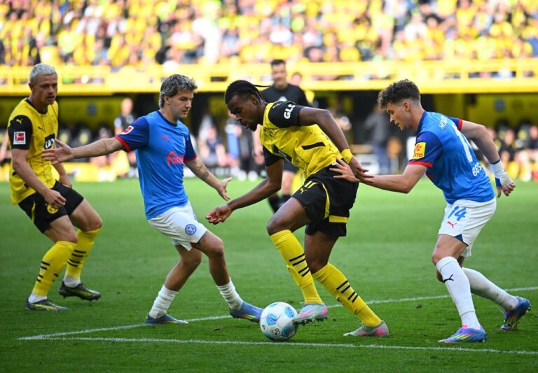 دورتموند ينتزع التأهل إلى «أبطال أوروبا» ..رياضة