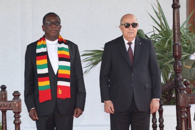 الجزائر وزيمبابوي توقعان اتفاقيات ومذكرات تفاهم للتعاون