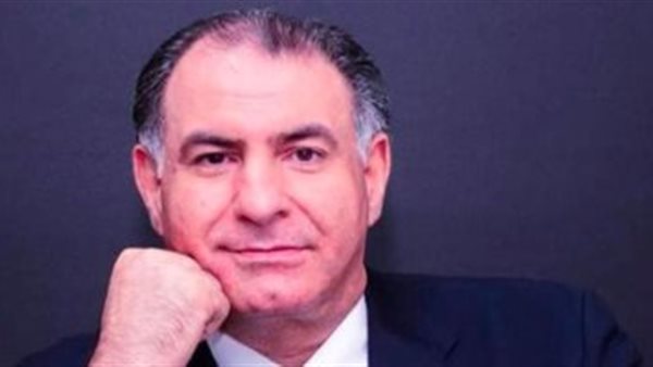 محمد فودة يكتب: “الفن ليس ترند”.. أوقفوا زحف البلوجرز إلى التمثيل فورا