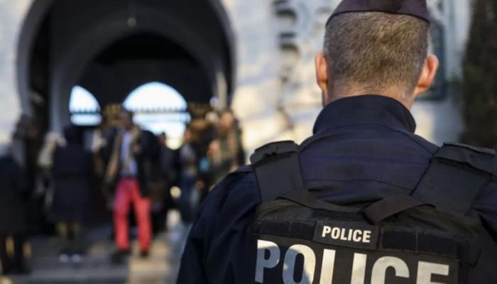 إخوان فرنسا.. خطاب الجماعة يمتد إلى غرف المرضى