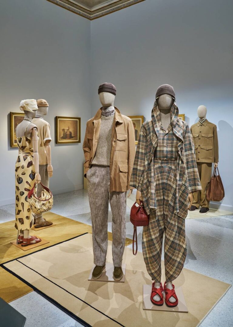 Loro Piana في أسبوع ميلانو للموضة… الدار تكشف عن مجموعة ربيع/صيف 2026 في قصر تشيتيريو