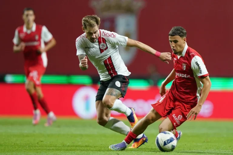 التونسي إسماعيل الغربي إلى أوغسبورغ