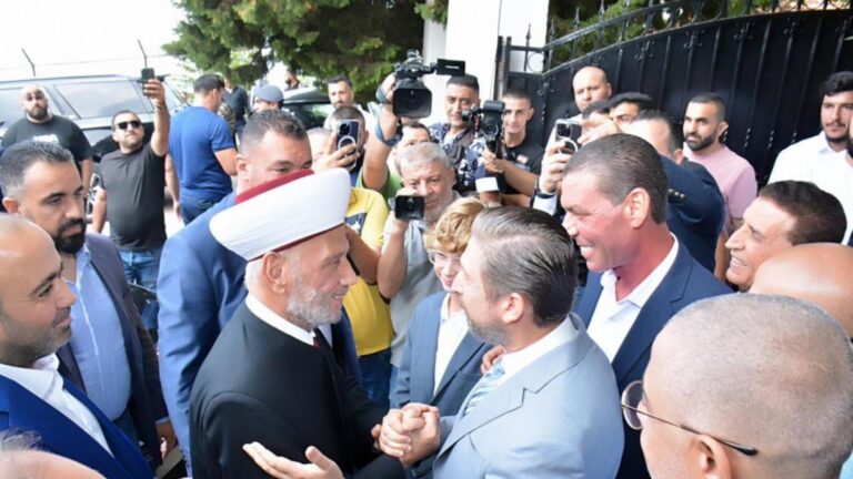 انسحاب سني هادئ من محور “الحزب”