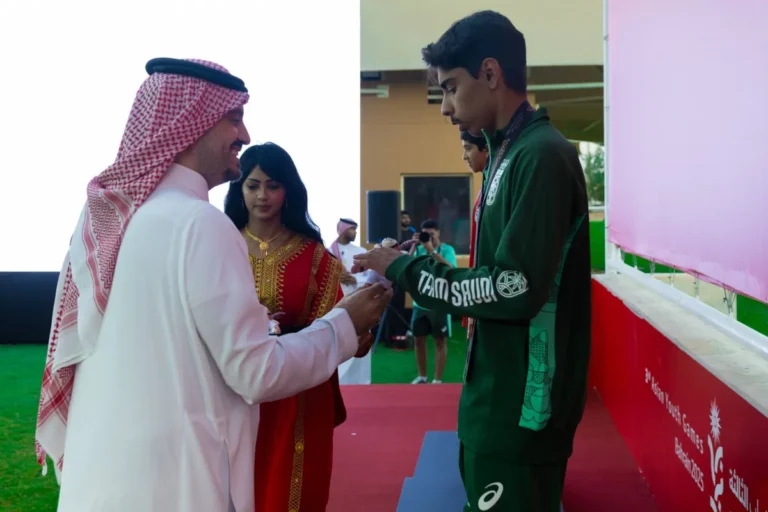 14 ميدالية سعودية… وبرونزيتين في الهجن والأثقال