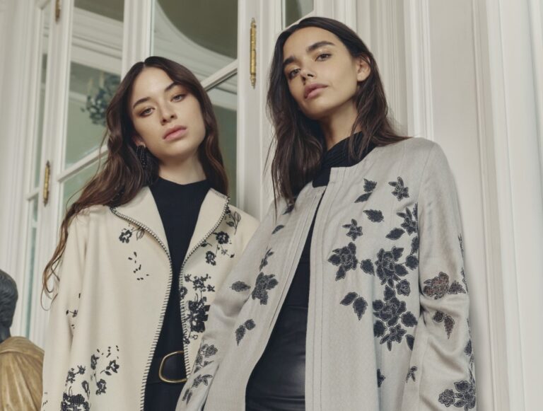 القفاطين والعبايات الموردة: لمسة أنثوية متجددة في خريف 2025