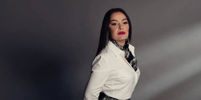 جداريات فنية ومشهد استثنائي في افتتاح المتحف المصري الكبير