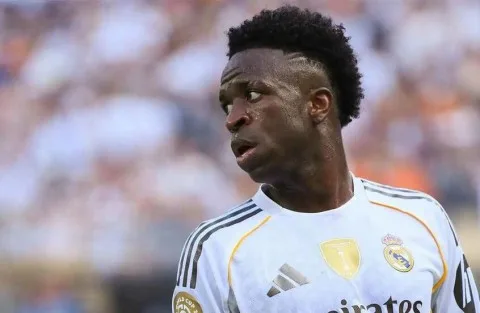 ما صحة المفاوضات مع السعودية والعرض الضخم؟