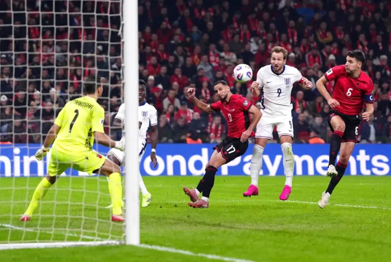 إنجلترا مرشحة للفوز بكأس العالم بعد إظهار قدراتها الحقيقية