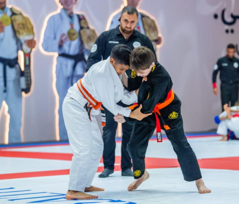 حضور دولي كبير بمنافسات الناشئين والشباب بـ “عالمية أبوظبي لمحترفي الجوجيتسو”
