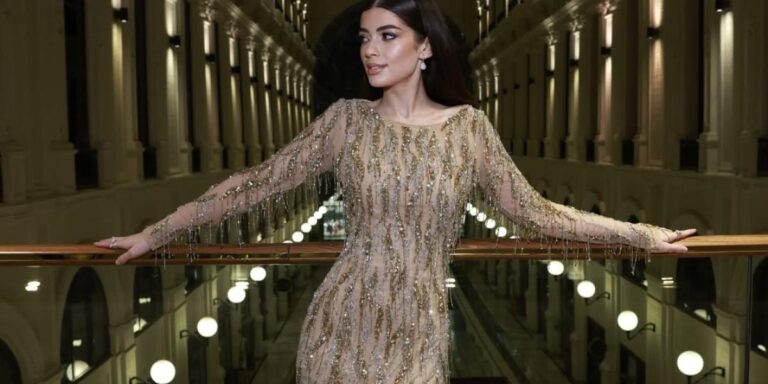 إطلالات سهرة فاخرة بألوان النيود من وحي النجمات