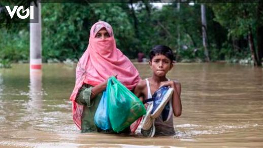 تم فحص العاملين الطبيين في مراقبة صحة الأطفال في فيضان شمال سومطرة وآتشيه ، 350