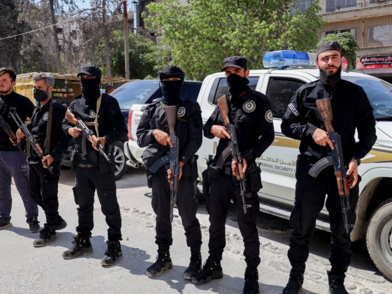 فردية أم جهد منسق.. ما وراء الأحداث الأمنية الأخيرة في سوريا؟ | أخبار