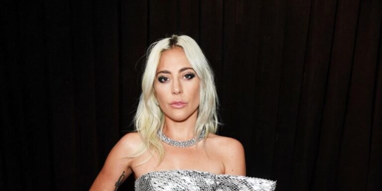 أجمل إطلالات النجمات في حفلات Grammy الماضية