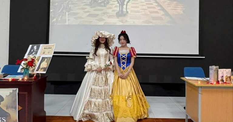 السينما من المجتمع إلى الصناعة الثقافية: منظور دراسي.