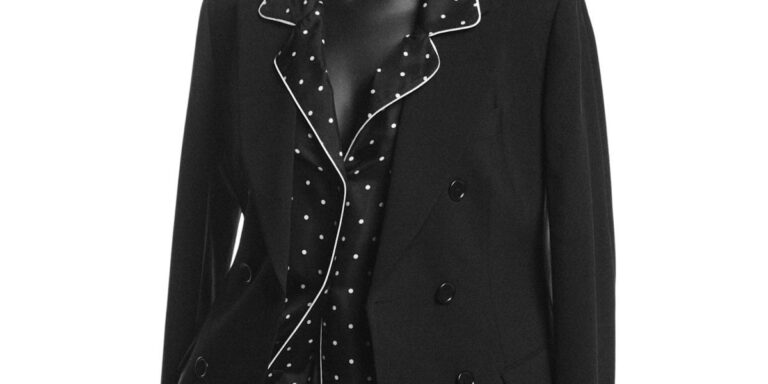 الـPolka Dots صيحة عصرية بتصاميم مليئة بالغلامور.. هل أنت من محبينها؟!