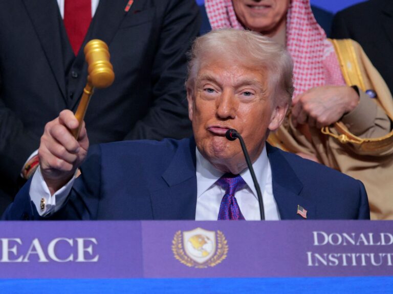 5 خلاصات من أول اجتماع لمجلس السلام برئاسة ترمب