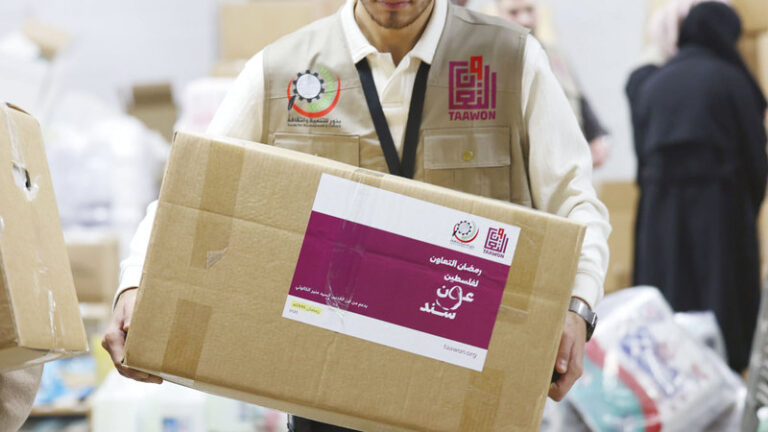 الإمارات تساند حق الفلسطينيين في الحياة بكرامة