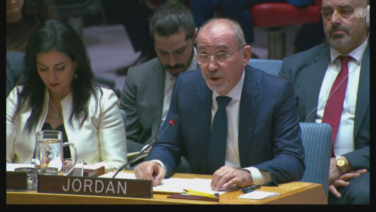 المجتمع الدولي بأسره يرفض ضم الضفة الغربية