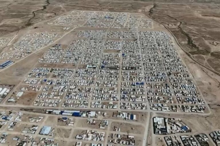 تفريغ مخيم الهول.. من احتواء خطره إلى نشره -ANHA