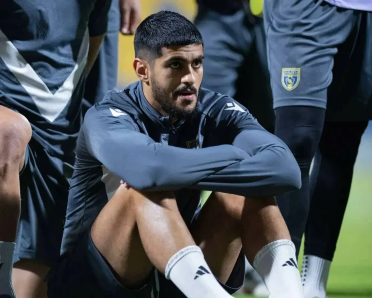 «صفقة تبادلية» تنقل الأحمد إلى القادسية