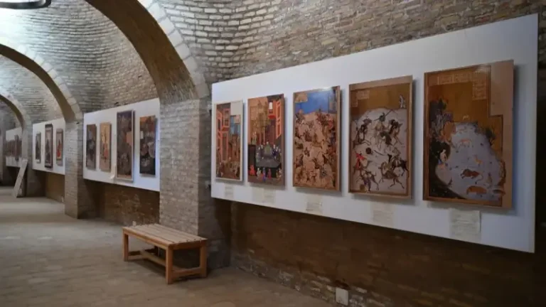 صور – فن المنمنمات يبعث الأمل والحرية في أفغانستان