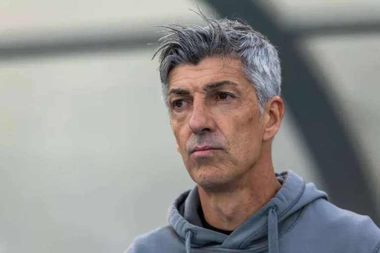 طلب الشباب إقالة ألغواسيل «رُفِض»